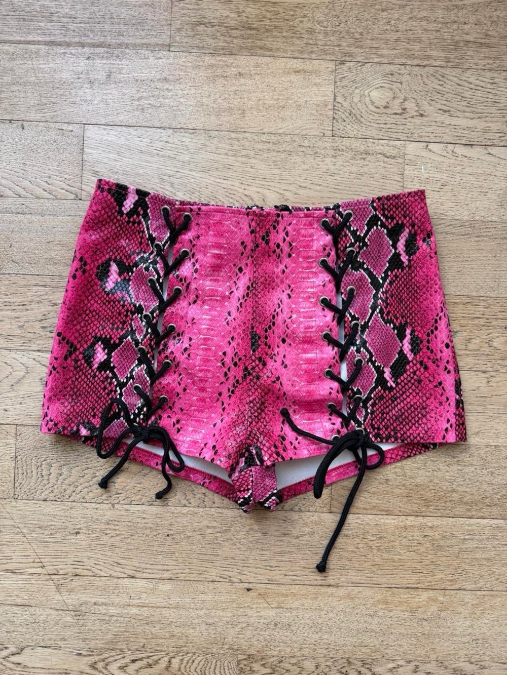 Y2K Clubexx Pink Snakeskin Lace-Up Micro Mini Shorts